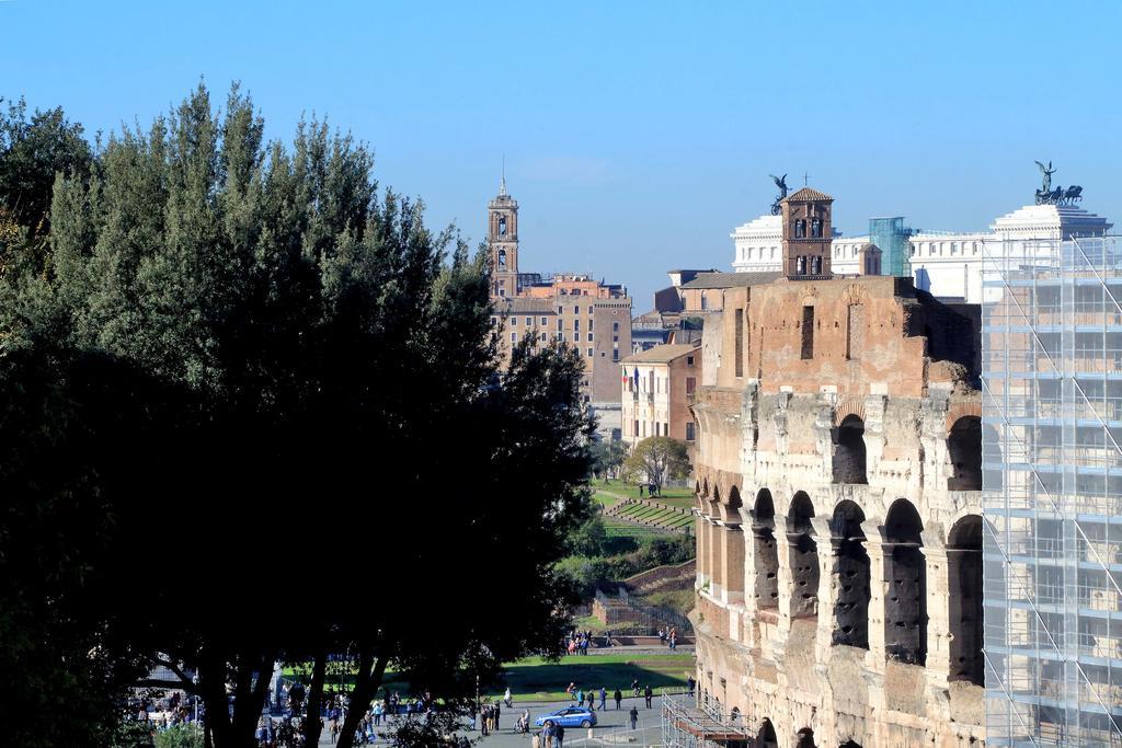 Fori Imperiali Apartment Rome Bagian luar foto